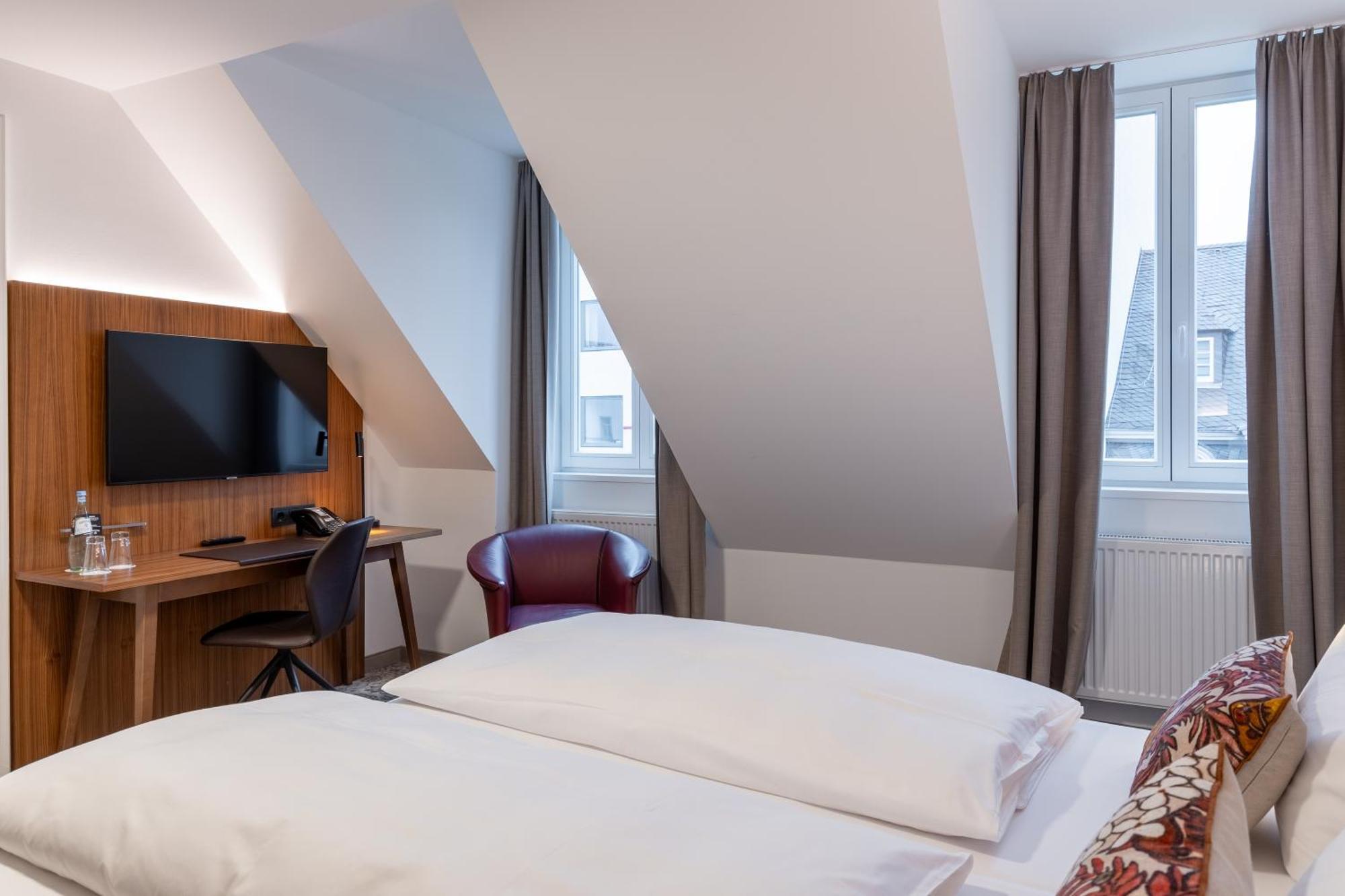 Hotel Alma Am Anger Erfurt Exterior foto